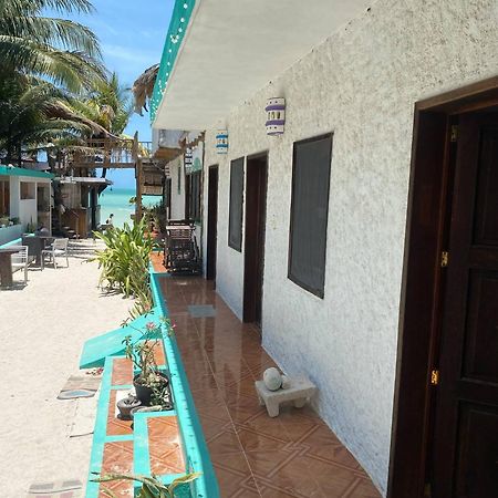 Casa Victor Avila Isla Holbox 外观 照片