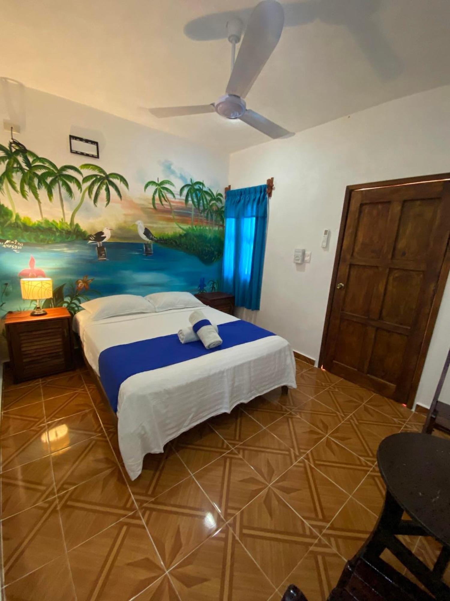 Casa Victor Avila Isla Holbox 外观 照片