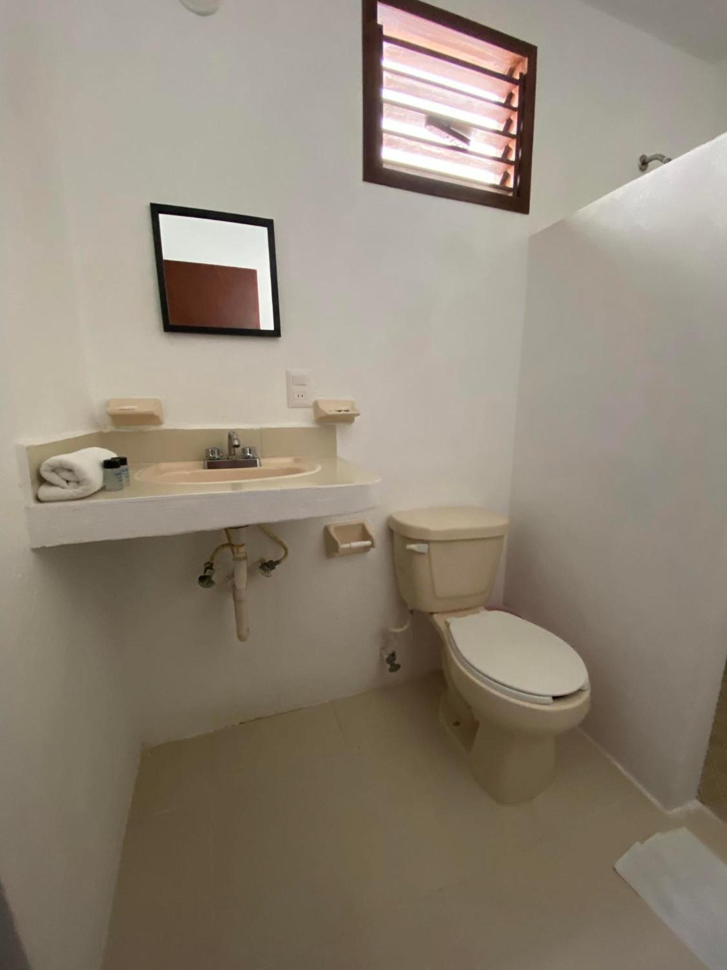Casa Victor Avila Isla Holbox 外观 照片